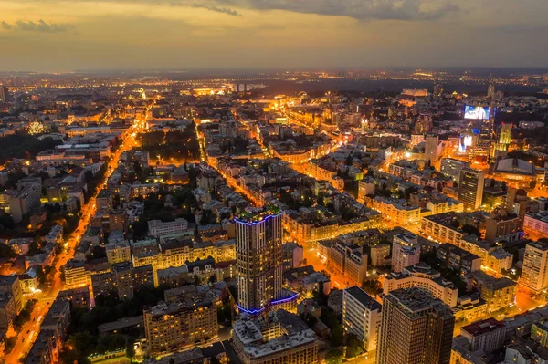 Vista Aerea Della Città Kiev Volare Strade Notte Ucraina — Foto Stock