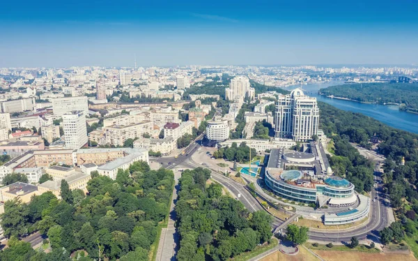 Luchtfoto Van Blue River Groene Bossen Een Zonnige Zomerdag Kiev — Stockfoto