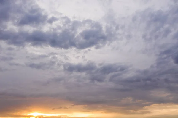 Güzel Renkli Gökyüzü Gökyüzü Arkaplanı — Stok fotoğraf