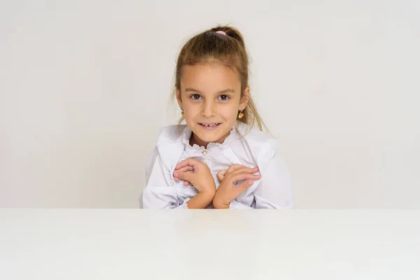Portrait Cute Baby Girl White Background Table Child Right Front — Stock Photo, Image
