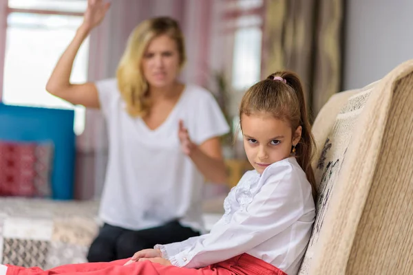 Family Conflict Family Relationship Mother Child Daughter Mom Scolds Angry — Stock Photo, Image