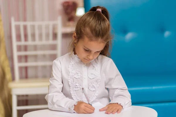 Cute Little Girl Sitting Table Drawing Telling Something Child Right — Stock Photo, Image