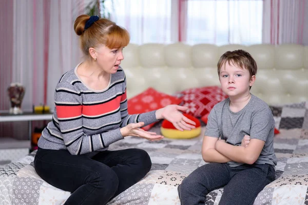 Mother Child Sit Room Windows Sit Bed Fighting Boy Angry — Stock Photo, Image