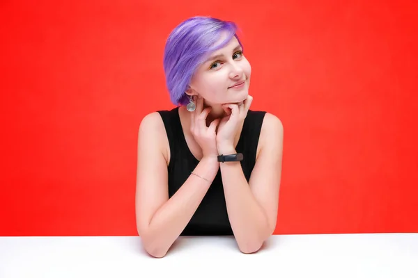 Talk Concept Portrait Beautiful Girl Purple Hair Red Background Sitting — Stock Photo, Image