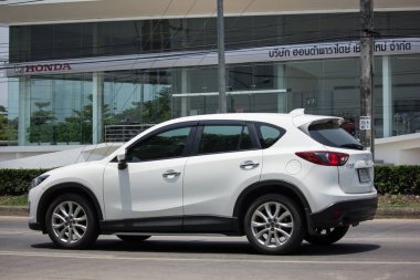 Chiang Mai, Tayland - 10 Mayıs 2018: Özel otomobil, Mazda Cx-5, cx5. Yol no.1001, Chiangmai iş alanı 8 km.