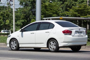 Chiang Mai, Tayland - 18 Mayıs 2018: Özel Honda City kompakt araç. Japon üretici Honda tarafından üretilen. Fotoğrafa yol no.121 8 km şehir merkezine Chiangmai, Tayland.