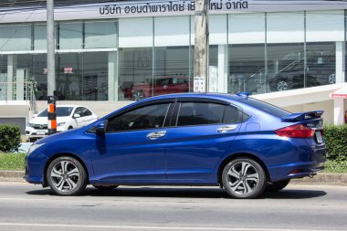 Chiang Mai, Tayland - 18 Mayıs 2018: Özel Honda City kompakt araç. Japon üretici Honda tarafından üretilen. Fotoğrafa yol no.121 8 km şehir merkezine Chiangmai, Tayland.