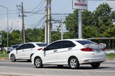 Chiang Mai, Tayland - 18 Mayıs 2018: Özel Honda City kompakt araç. Japon üretici Honda tarafından üretilen. Fotoğrafa yol no.121 8 km şehir merkezine Chiangmai, Tayland.