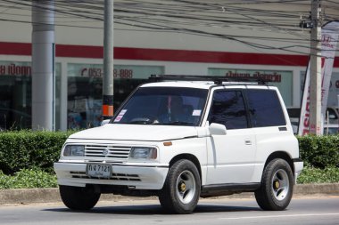 Chiang Mai, Tayland - 18 Mayıs 2018: Özel Mini Suv araba, Suzuki Vitara. Fotoğraf Road Hayır 121 hakkında 8 km şehir merkezine Chiangmai, Tayland.