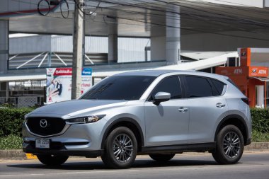Chiang Mai, Tayland - 21 Mayıs 2018: Özel otomobil, Mazda Cx-5, cx5. Yol no.1001, Chiangmai iş alanı 8 km.