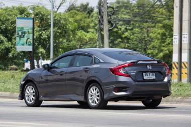 Chiang Mai, Tayland - 21 Mayıs 2018: Özel Sedan araba Honda Automobil, Onuncu nesil Honda Civic. Yol no.1001 Chiangmai iş alanı 8 km.