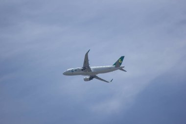Chiang Mai, Tayland - 6 Haziran 2018: B-1662 Airbus A320-200 bahar hava yolları. Shianghai için Chiangmai çıkar.