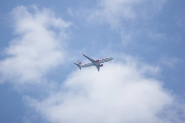 Chiang Mai, Tayland - 6 Haziran 2018: Hs-Lsh Boeing 737 Max 9 Tay, aslan hava havayolu. Bangkok'a Chiangmai Havaalanı'ndan çıkar.