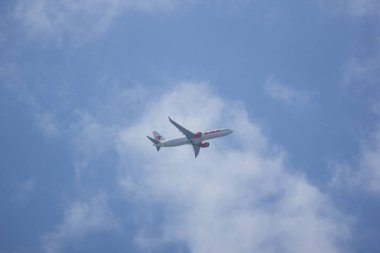 Chiang Mai, Tayland - 6 Haziran 2018: Hs-Lsh Boeing 737 Max 9 Tay, aslan hava havayolu. Bangkok'a Chiangmai Havaalanı'ndan çıkar.