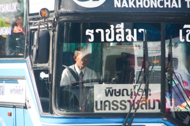 Chiang Mai, Tayland - 8 Eylül 2011: Nakhonchai Otobüs tur şirketi. Rota Nakhon ratchasima ve Chiangmai. Fotoğraf Chiangmai otobüs istasyonu, Tayland.