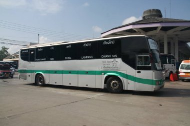 Chiang Mai, Tayland - Ekim 15 2011: Otobüs Greenbus şirketi. Yeşil otobüs otobüs Sevice Kuzey Bölgesi Tayland için büyük şirketidir.