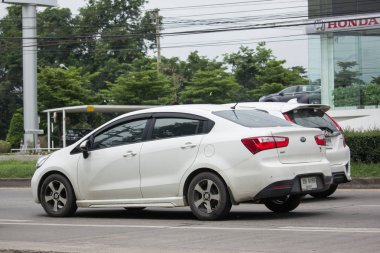 Chiang Mai, Tayland - 17 Haziran 2018: Özel araba, Chevrolet sonic. Fotoğrafa yol no.121 8 km şehir merkezine Chiangmai, Tayland.