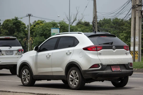 Chiang Mai, Tayland - 18 Haziran 2018: Özel Suv araç Mg Gs. ürünü İngiliz otomotiv den. Yol no.1001, Chiangmai şehir merkezine 8 km.