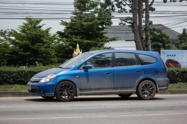 Chiang Mai, Tayland - 19 Haziran 2018: Özel Old Honda Odyssey van. Fotoğrafa yol no.121 8 km şehir merkezine Chiangmai, Tayland.