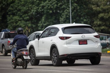 Chiangmai, Tayland - 19 Haziran 2018: Özel otomobil, Mazda Cx-5, cx5. Yol no.1001, Chiangmai iş alanı 8 km.