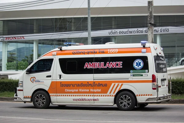 Chiangmai Tayland Haziran 2018 Ambulans Van Chiangmai Klaimor Hastanesi Yol — Stok fotoğraf