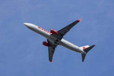 Chiang Mai, Tayland - 28 Haziran 2018: Hs-Ltk Boeing 737-900 Tay aslan hava havayolu şirketi. Bangkok'a Chiangmai Havaalanı'ndan çıkar.