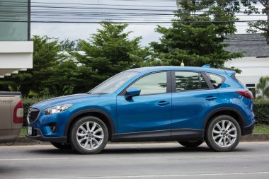 Chiangmai, Tayland - 21 Haziran 2018: Özel otomobil, Mazda Cx-5, cx5. Yol no.1001, Chiangmai iş alanı 8 km.
