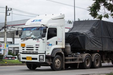 Chiangmai, Tayland - 21 Haziran 2018: Konteyner kamyon Smk lojistik taşımacılık şirketi. Fotoğrafa yol no.121 8 km şehir merkezine Chiangmai, Tayland.