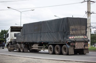 Chiangmai, Tayland - 21 Haziran 2018: Konteyner kamyon Smk lojistik taşımacılık şirketi. Fotoğrafa yol no.121 8 km şehir merkezine Chiangmai, Tayland.