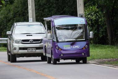 Chiangmai, Tayland - 10 Temmuz 2018: Chiangmai Üniversitesi Elektrik çekim araba. Üniversite alanı içinde Chiangmai Üniversitesi öğrencilerine hizmet.