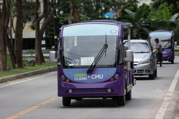 Chiangmai, Tayland - 10 Temmuz 2018: Chiangmai Üniversitesi Elektrik çekim araba. Üniversite alanı içinde Chiangmai Üniversitesi öğrencilerine hizmet.
