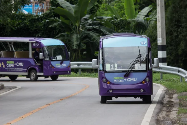 Chiangmai, Tayland - 10 Temmuz 2018: Chiangmai Üniversitesi Elektrik çekim araba. Üniversite alanı içinde Chiangmai Üniversitesi öğrencilerine hizmet.