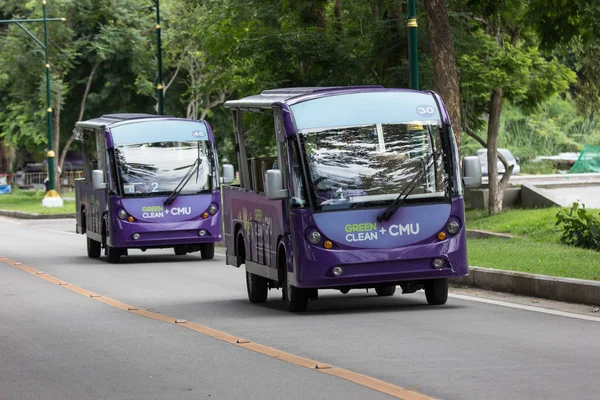Chiangmai, Tayland - 10 Temmuz 2018: Chiangmai Üniversitesi Elektrik çekim araba. Üniversite alanı içinde Chiangmai Üniversitesi öğrencilerine hizmet.
