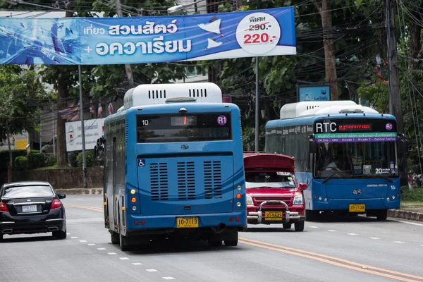 Chiangmai, Tayland - 10 Temmuz 2018: Rtc Blk otobüs veya Chiangmai akıllı otobüs. Şehir ücretsiz Wi-Fi otobüs ve bilet için Transit tavşan kartımı kullan hizmetinde.