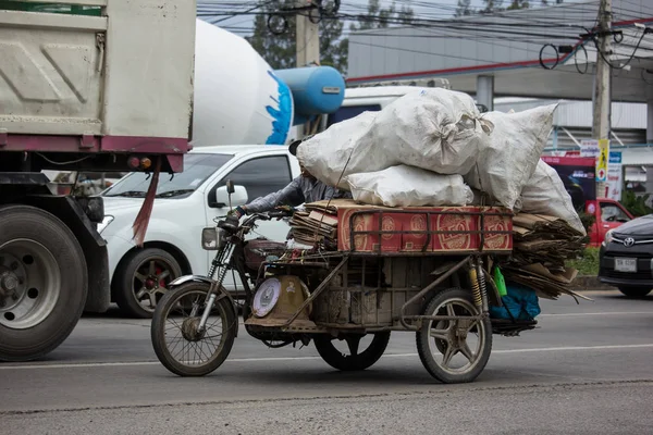 Chiangmai, Tayland - 21 Haziran 2018: Eski özel büyük motor Honda motosiklet. Fotoğrafa yol no.121 8 km şehir merkezine Chiangmai, Tayland.