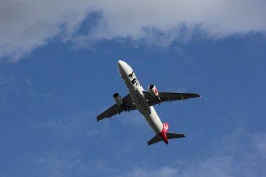Chiangmai, Tayland - 6 Temmuz 2018: Hs-Abj Airbus A320-200 Tay Airasia. Bangkok'a Chiangmai Havaalanı'ndan çıkar.