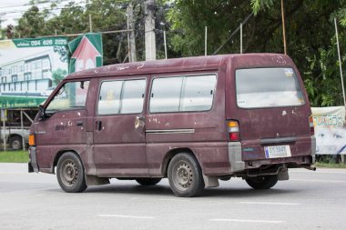 Chiangmai, Tayland - 28 Haziran 2018: Özel Mitsubishi Delica eski Van araba. Yol no.1001, Chiangmai şehir merkezine 8 km.