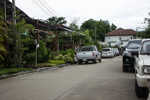 Chiangmai, Tayland - 13 Temmuz 2018: Kam Tieng ağaç Pazar. Büyük ağaç Market Chiangmai City.