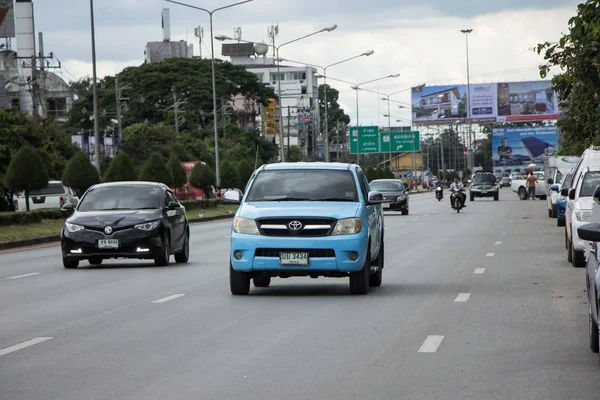 Chiangmai, Tayland - 13 Temmuz 2018: Araba ve şehir Otoban yolu üzerinde trafik. Fotoğraf Road'da yok 1001 yaklaşık 5 km şehir merkezine Chiangmai Tayland.
