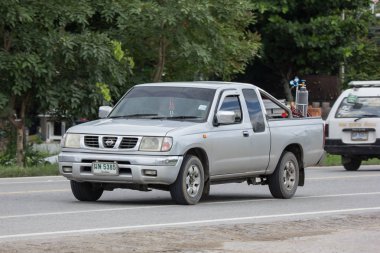 Chiangmai, Tayland - 28 Haziran 2018: Özel pikap araba, Nissan Navara. Yol no.1001, Chiangmai iş alanı 8 km.