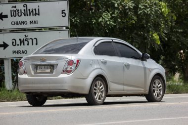Chiangmai, Tayland - 28 Haziran 2018: Özel araba, Chevrolet sonic. Fotoğrafa yol no.121 8 km şehir merkezine Chiangmai, Tayland.