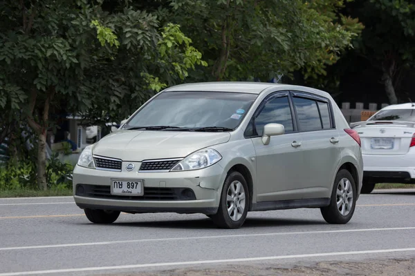 Chiangmai Tailândia Julho 2018 Carro Particular Nissan Tiida Foto Estrada — Fotografia de Stock