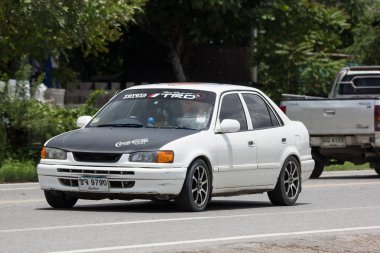 Chiangmai, Tayland - 13 Temmuz 2018: Özel Old araba, Toyota Corolla. Fotoğraf Road Hayır 121 hakkında 8 km şehir merkezine Chiangmai, Tayland.