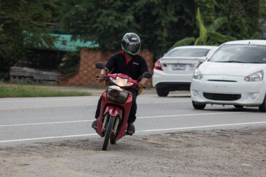 Chiangmai, Tayland - 23 Temmuz 2018: Özel motosiklet, Honda Dream. Fotoğrafa yol no.121 8 km şehir merkezine Chiangmai, Tayland.