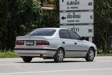 Chiangmai, Tayland - 23 Temmuz 2018: Özel Old araba, Toyota Corona. Yol no.1001, Chiangmai iş alanı 8 km.