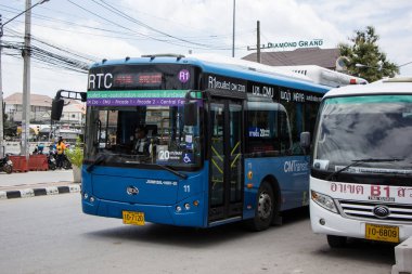 Chiangmai, Tayland - 8 Ağustos 2018: Rtc Blk otobüs veya Chiangmai akıllı otobüs. Şehir ücretsiz Wi-Fi otobüs ve bilet için Transit tavşan kartımı kullan hizmetinde.