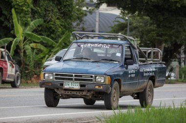 Chiangmai, Tayland - 24 Temmuz 2018: Özel eski pikap araba, Toyota Hilux güçlü X. Yol no.1001, Chiangmai şehir merkezine 8 km.