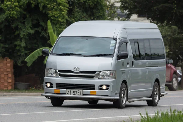 Chiangmai Tailândia Julho 2018 Private Toyota Commuter Van Foto Estrada — Fotografia de Stock