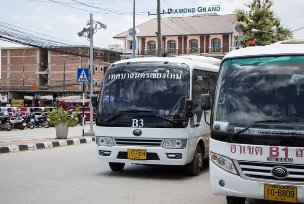 Chiangmai, Tayland - 8 Ağustos 2018: Yutong Mini otobüs. Otobüs Chiangmai şehir otobüs veya SPK. SPK yönetimi Chiangmai Belediyesi tarafından. Fotoğraf, Chiangmai otobüs istasyonu, Chiangmai, Tayland.
