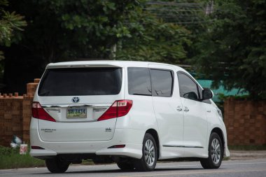 Chiangmai, Tayland - 24 Temmuz 2018: Özel Toyota Alphard lüks Van. Fotoğraf Road'da yok 121 hakkında 8 km şehir merkezine Chiangmai Tayland.